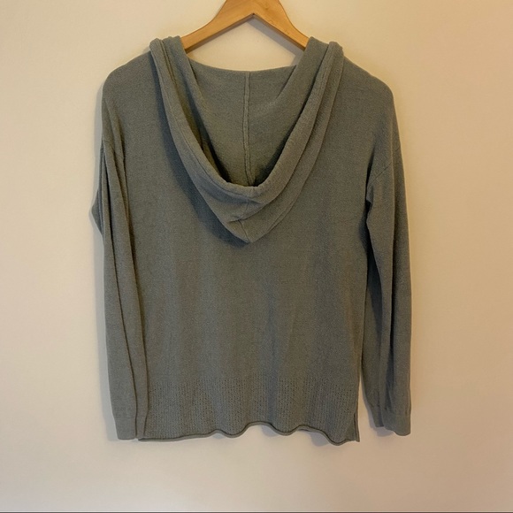 Barefoot Dreams Cozy Ultra Lite Pointelle Hoodie - Picture 8 of 8